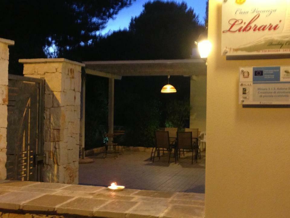 Librari - Quality Confort Monacizzo Kültér fotó